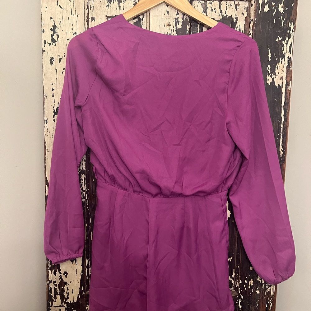 Women’s Nasty Gal size small fuchsia romper. - Picture 2 of 7